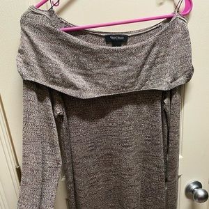 Off the shoulder long sleeve top